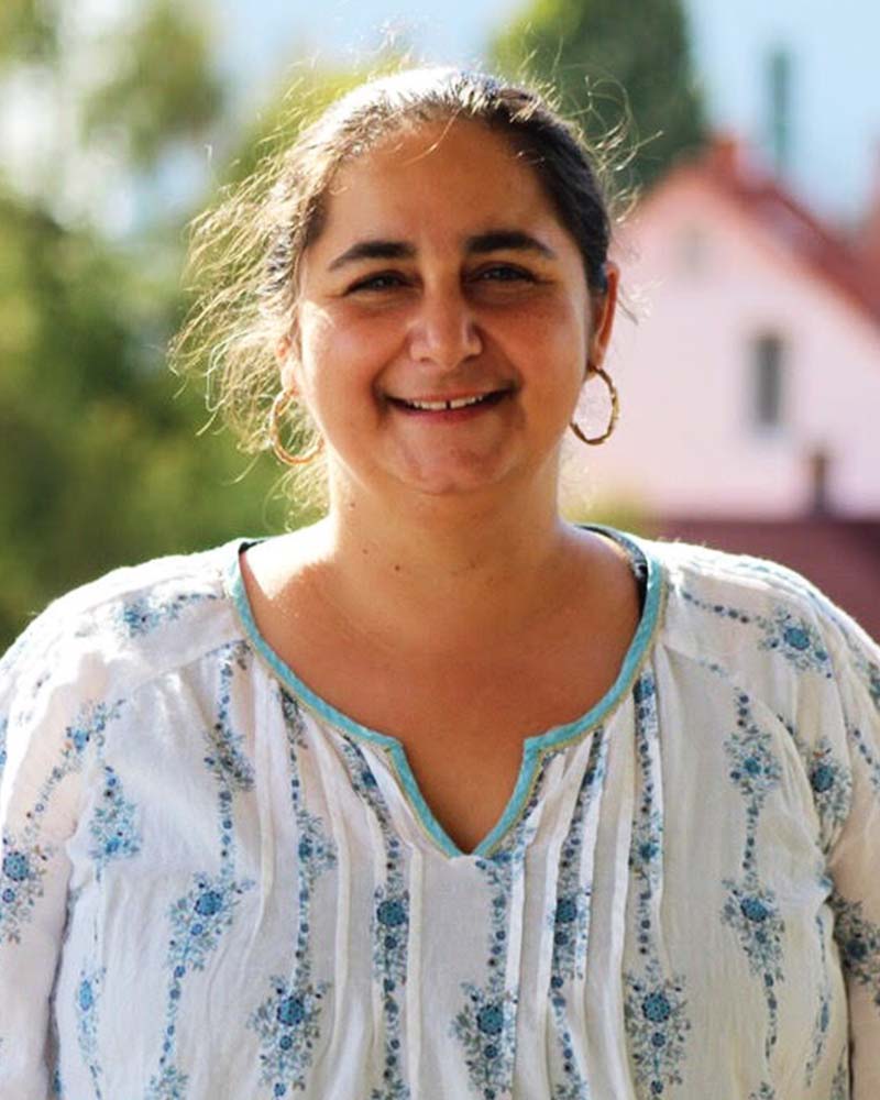 Julianna Boros – Diverse Youth Network